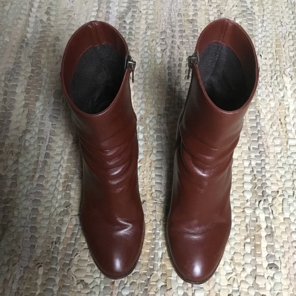 Barneys New York Stacked Leather Ankle Boots - Picture 7 of 8